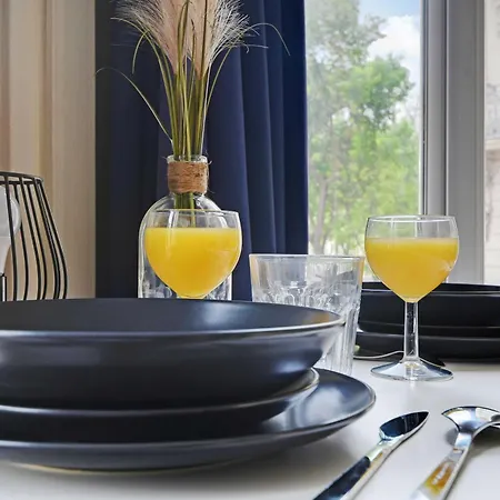 Chic - 2p - Porte Saint-martin *