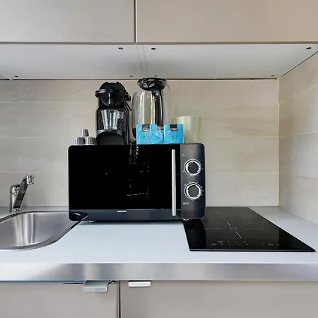 Chic - 2p - Porte Saint-martin *